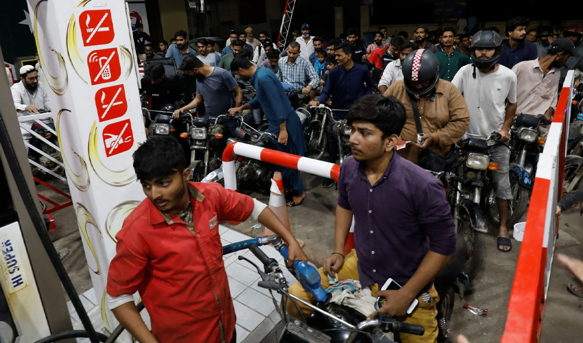 petrol-price-in-pakistan-may-1-2024