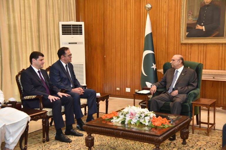 5cbf38e6-87cf-4c16-b637-15581a6abe8d