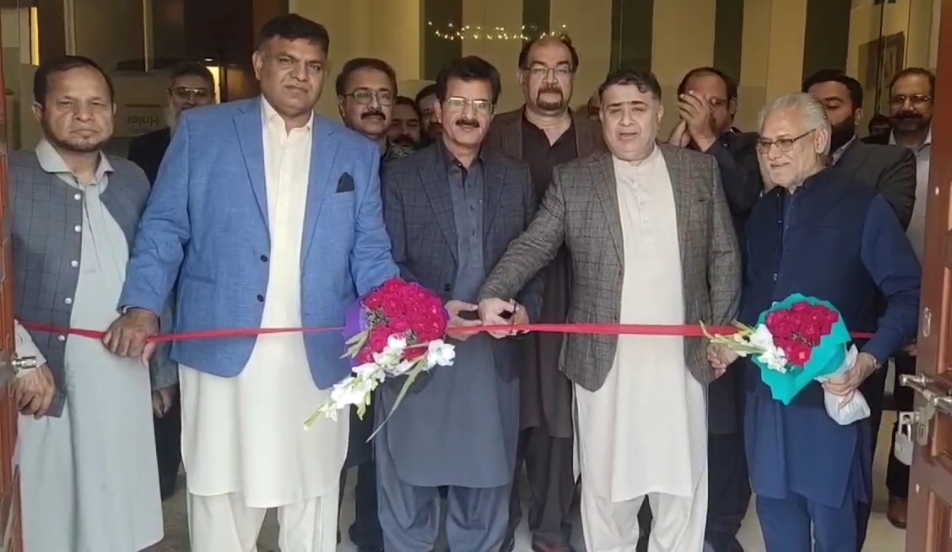 Screenshot_20250222_212117_WhatsApp