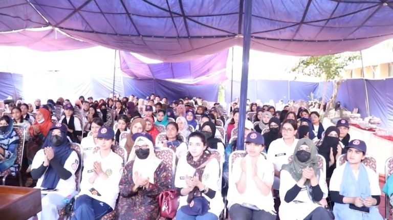 Screenshot_20250423_193159_WhatsApp