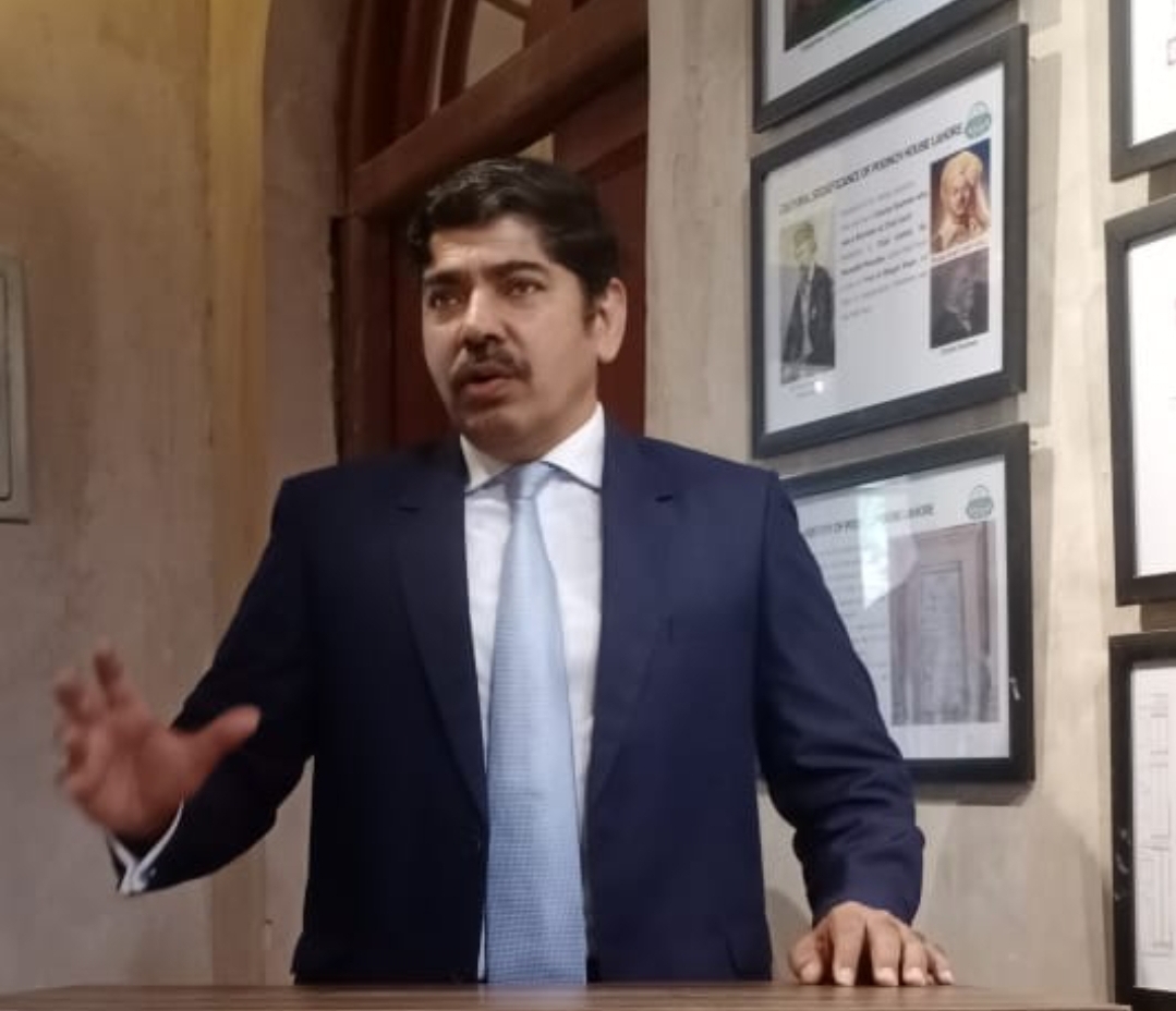 Screenshot_20250519_225843_WhatsApp