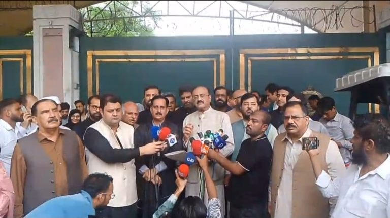 Screenshot_20250718_221932_WhatsApp