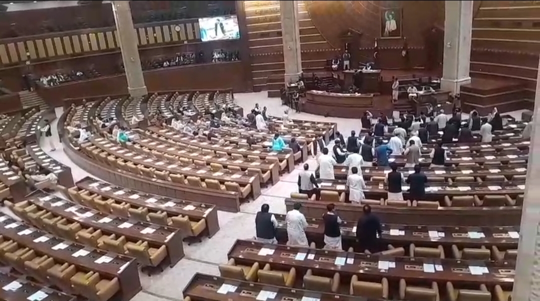 Screenshot_20250725_200512_WhatsApp