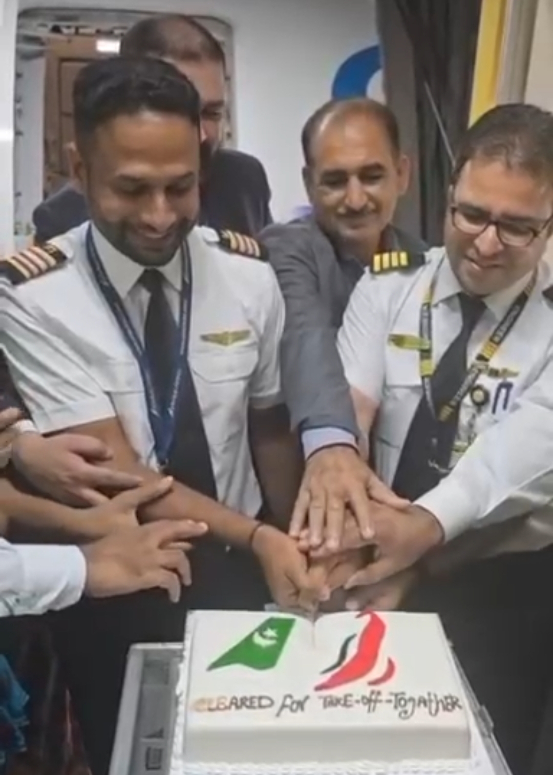 Screenshot_20250817_202119_WhatsApp