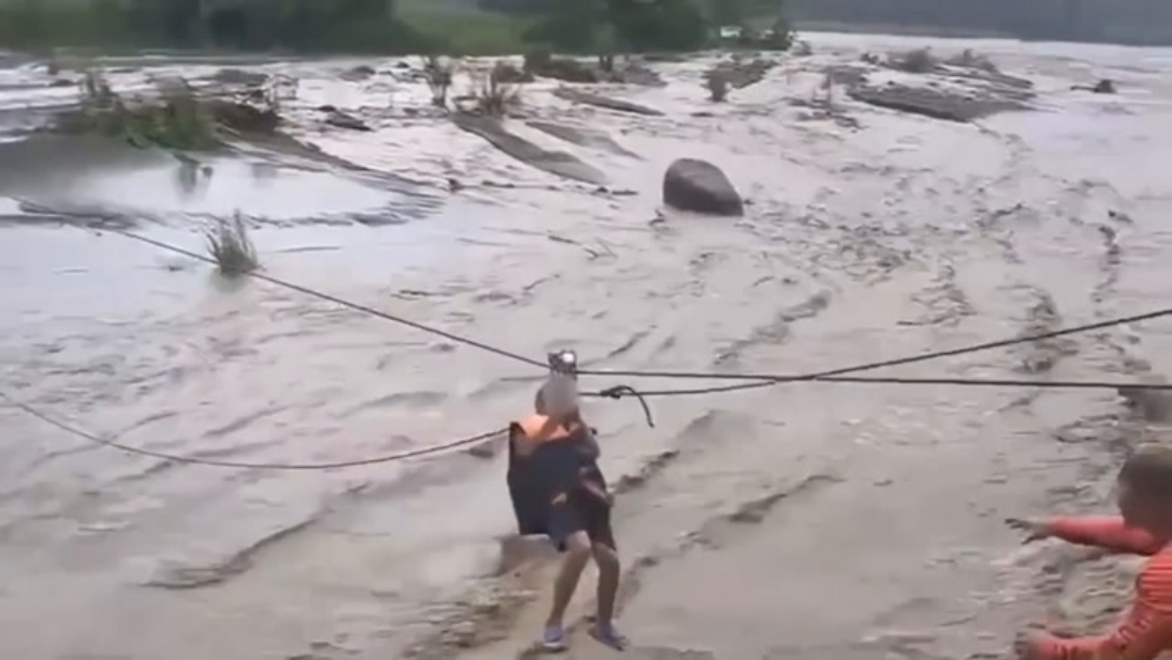 Schools closed, flights cancelled as Super Typhoon Ragasa approaches Southern China 