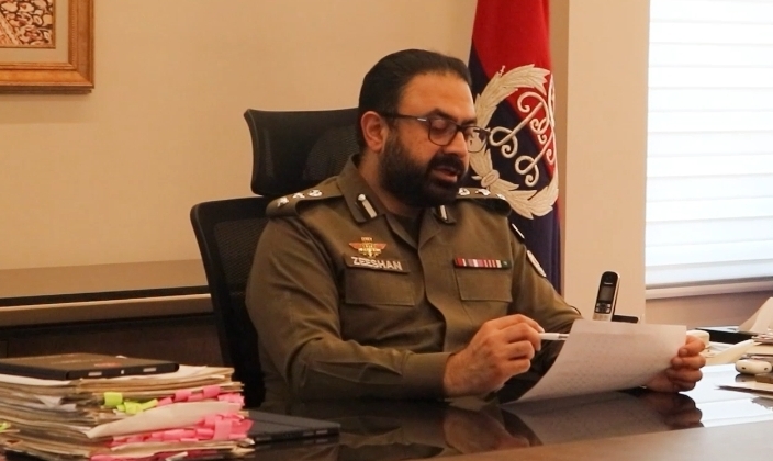 Screenshot_20251122_203247_WhatsAppBusiness