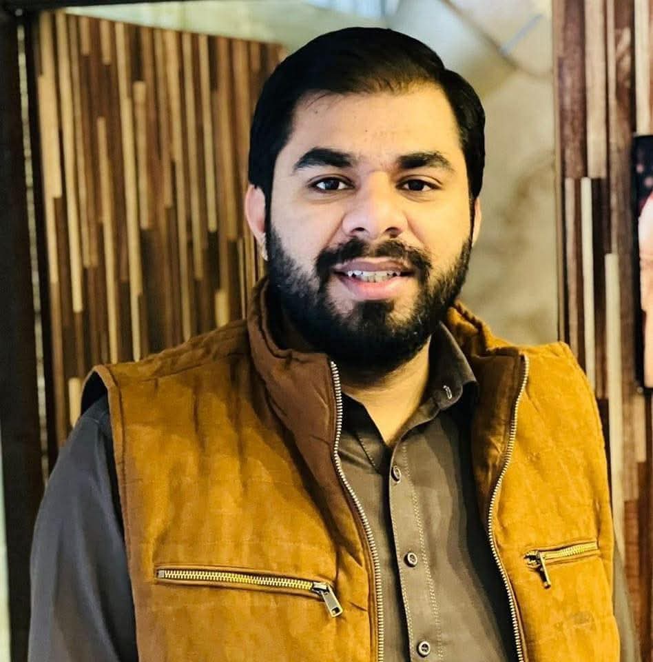 Senior Journalist Zain Malik dies after fall during Basant celebrations in Lahore