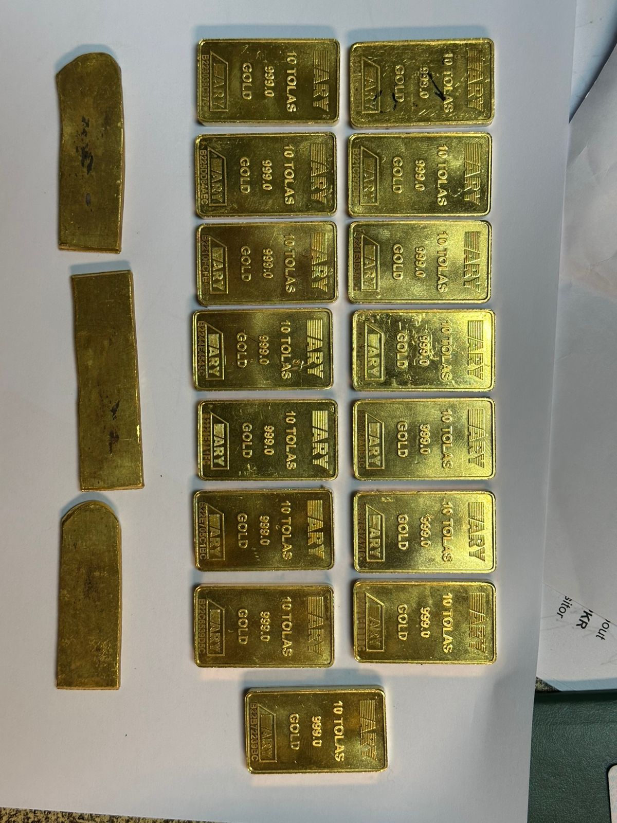 Massive gold smuggling attempt foiled at Lahore Airport under direction of collector Sima Ayaz