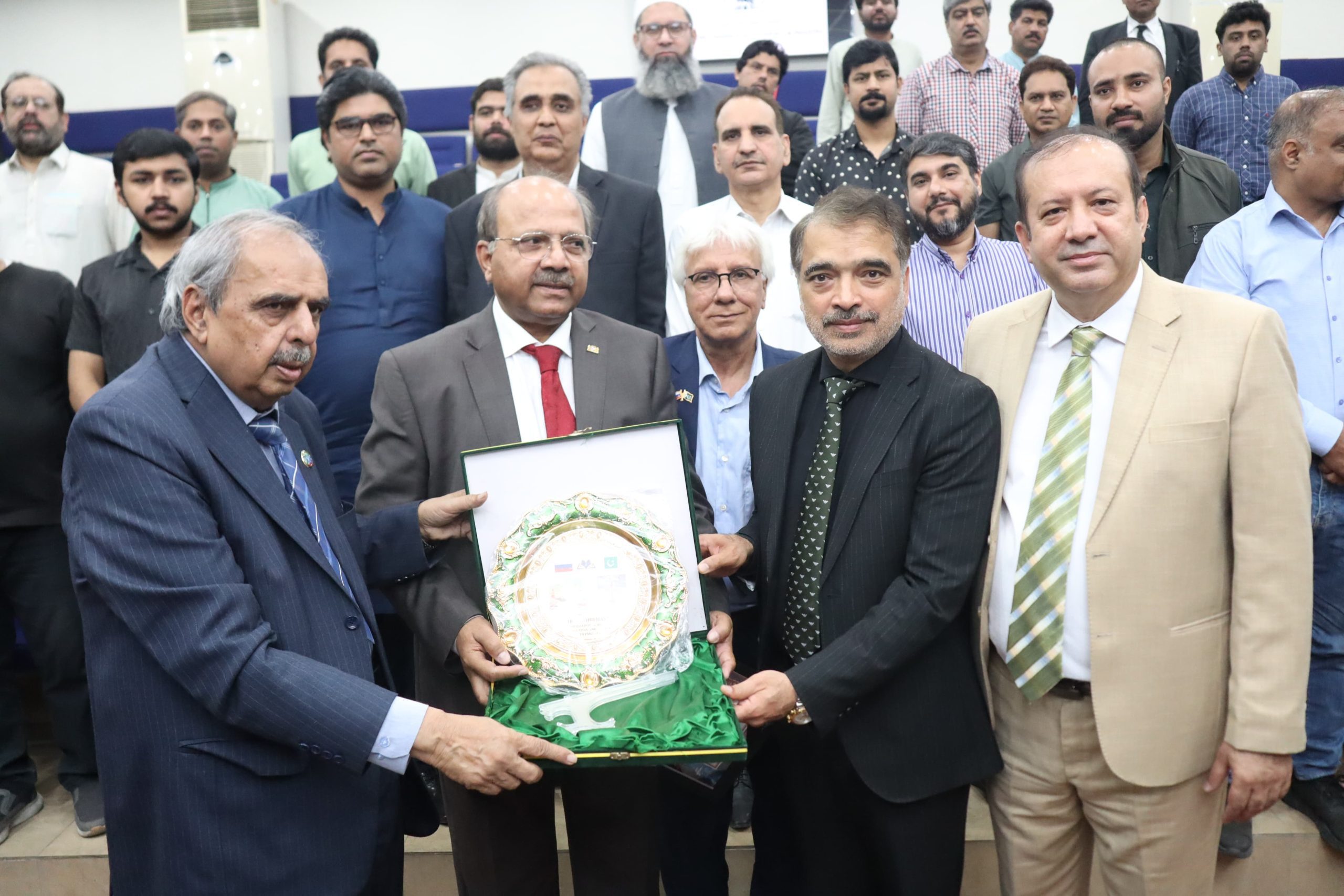 LCCI introduces Russian language course to strengthen Pakistan–Russia trade prospects