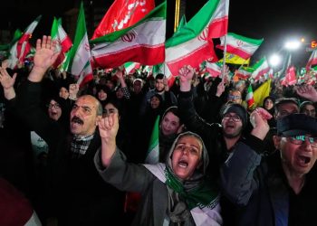 Tehran tightens control over Strait of Hormuz as Iran and U.S. harden stances