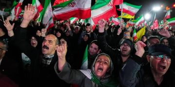 Tehran tightens control over Strait of Hormuz as Iran and U.S. harden stances