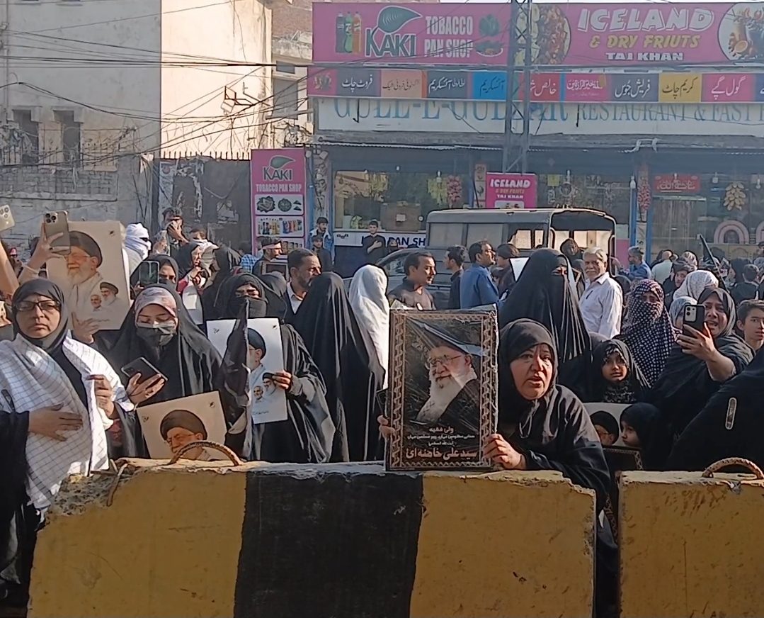 Protests sweep Pakistan; Nine killed in clashes near US Consulate in Karachi