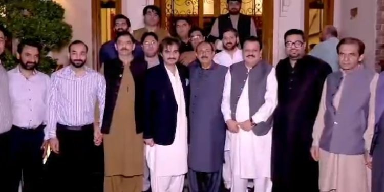 Pioneers Businessmen Group hosts grand iftar dinner in honour of Chairman Ali Hussam Asghar