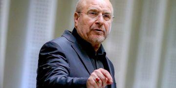 Ghalibaf declares Iran will not yield to pressure tactics