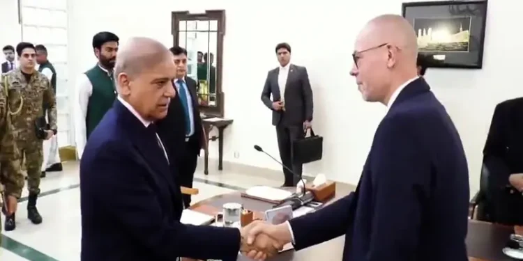 PM Shehbaz, EU delegation vow to deepen trade ties, commend peace efforts