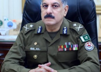 Lahore police arrest 1,884 in crackdown on illegal arms