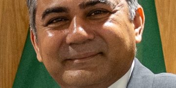 Naqvi says $100bn moved abroad in pst 3-4 years , urges businessmen to return at least 30pc to Pakistan