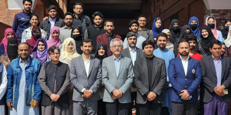 Qarshi University hosts seminar on digital marketing’s role in business growth
