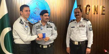 FIA Lahore SHO awarded for outstanding performance