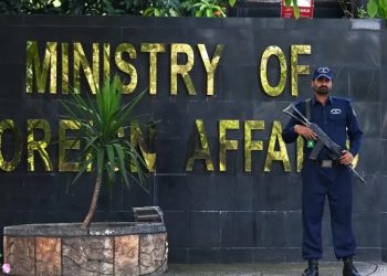 Pakistan warns Kabul after Bannu attack killing 15 police personnel, seeks action against militants