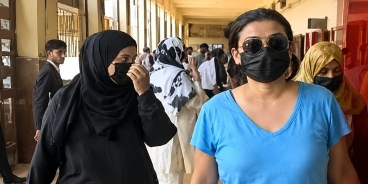 Karachi court appearance of alleged cocaine supplier Pinky raises questions over protocol