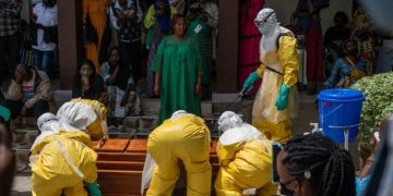 Armed mob attacks Ebola treatment hospital in eastern Congo amid worsening outbreak