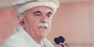 Opposition may leave assemblies over treatment of Imran Khan, warns Achakzai