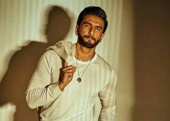Amish Tripathi clarifies Ranveer Singh is not associated with Shiva Trilogy adaptation