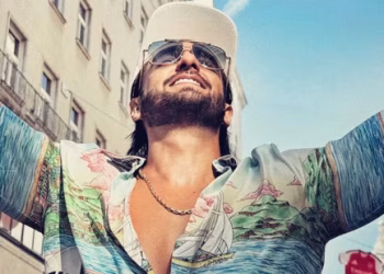 Amid Don 3 controversy, Ranveer Singh finds solace in his Arsenal passion during Budapest trip