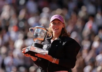 Andreeva savours maiden Grand Slam title, sets sights on Wimbledon