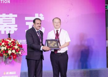 Chinese companies offer Pakistan access to advanced footwear industry technology