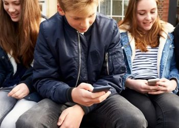 UK to ban under-16s from social media platforms in major online safety crackdown