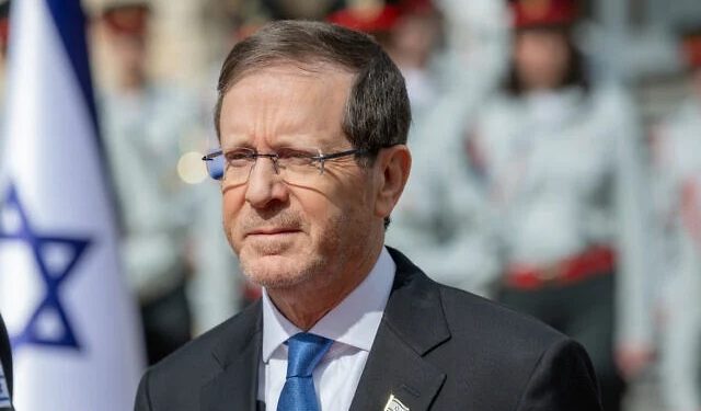 Israeli President Isaac Herzog survives helicopter bird-strike scare, emergency landing averts disaster