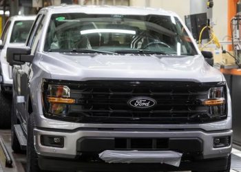 Ford brings back veteran engineers after AI falls short in vehicle quality checks