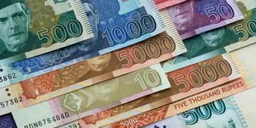 Federal cabinet approves 7pc raise in salaries and pensions for government employees