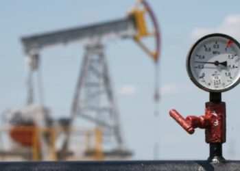 Oil prices fall as Iran deal boosts supply hopes ahead of Fed decision