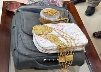 Gwadar motorway police returned lost gold worth 2.2 million rupees.