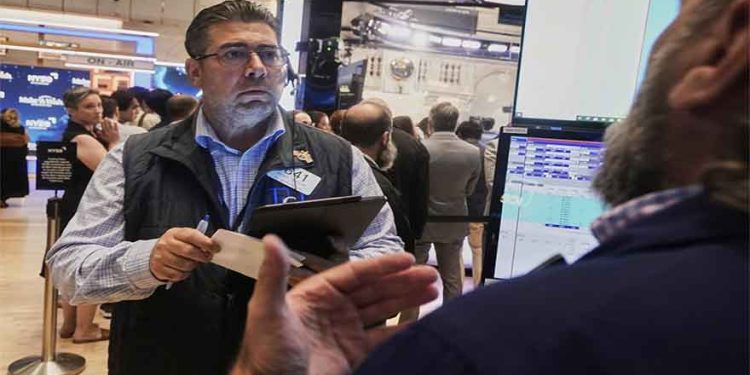 AI spending boom sparks investor concerns over returns and market valuations