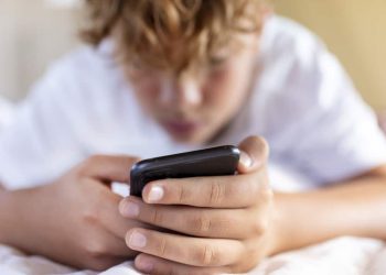 Australia teen social media ban fails to curb underage use, study finds
