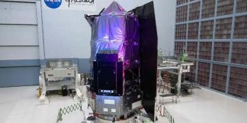Nasa prepares robotic mission to save aging Swift space telescope