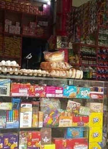 Grocery stores may stay open longer as government weighs extension of austerity measures