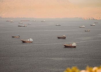 Shipping traffic surges through Strait of Hormuz after US-Iran war truce