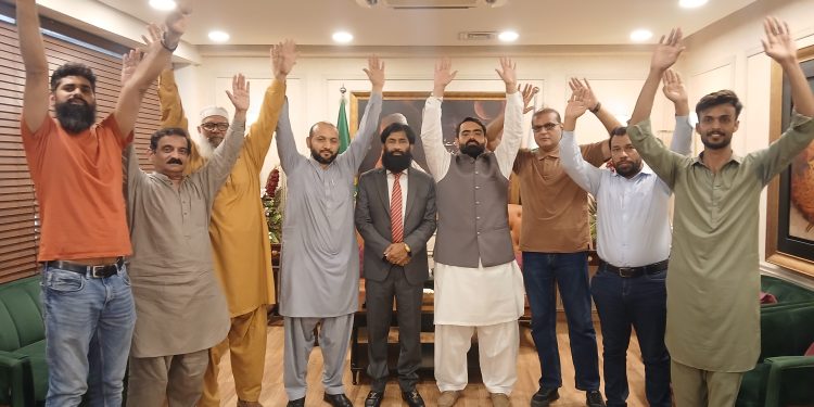 Industrialists seek probe into allegations against Wagah AC, warn alleged harassment is hurting investment