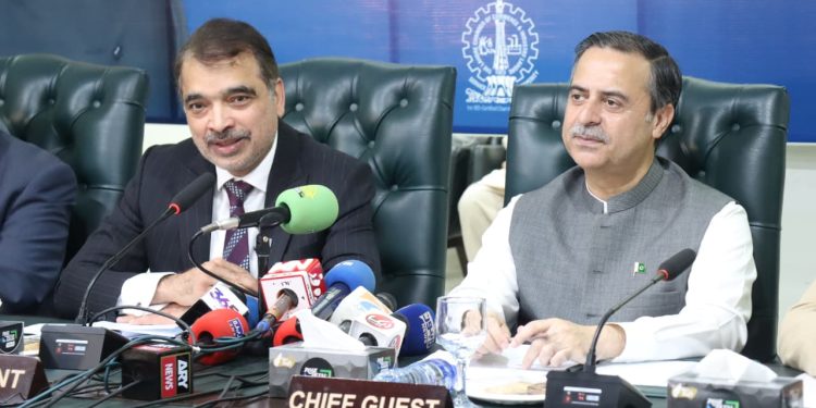 Pakistan eyes foreign oil storage investment as maritime sector reforms accelerate, minister says