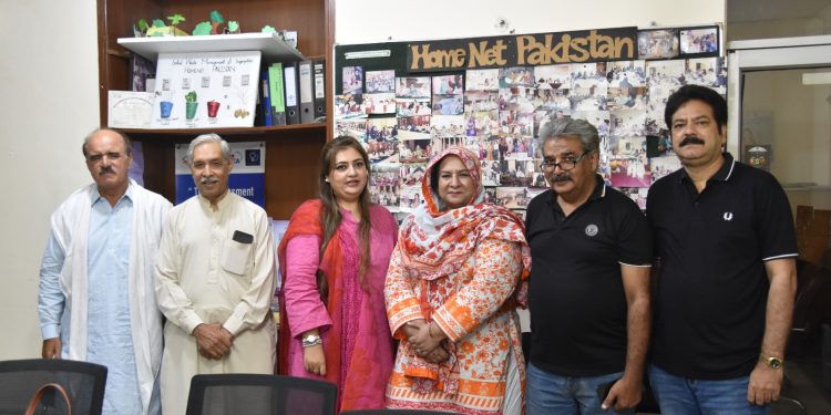 Trade unions demand immediate hike in Punjab minimum wage, protections for home-based workers