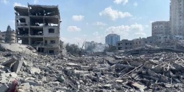 Israeli strike kills family in Gaza as ceasefire negotiations remain deadlocked