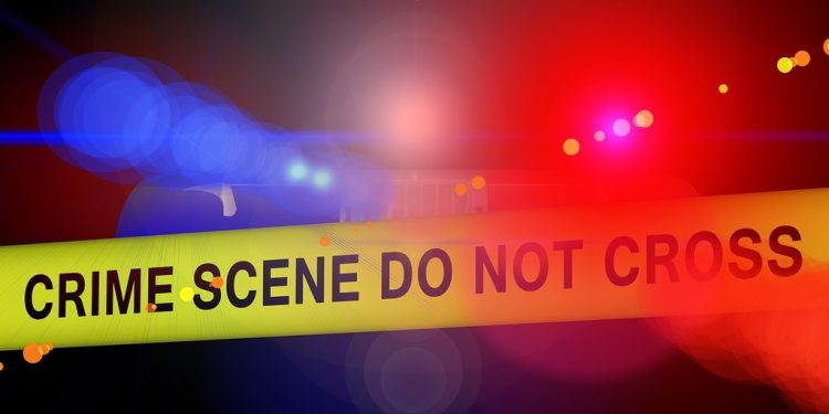 Doctor killed during robbery shootout outside Karachi bank