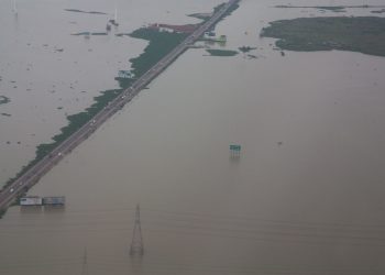 Bangladesh floods kill 52 as over one million people affected