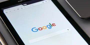 Google expands digital skills programme with 350,000 career certificates for Pakistani students