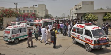 Karachi truck crash kills woman, leaves family injured during picnic trip